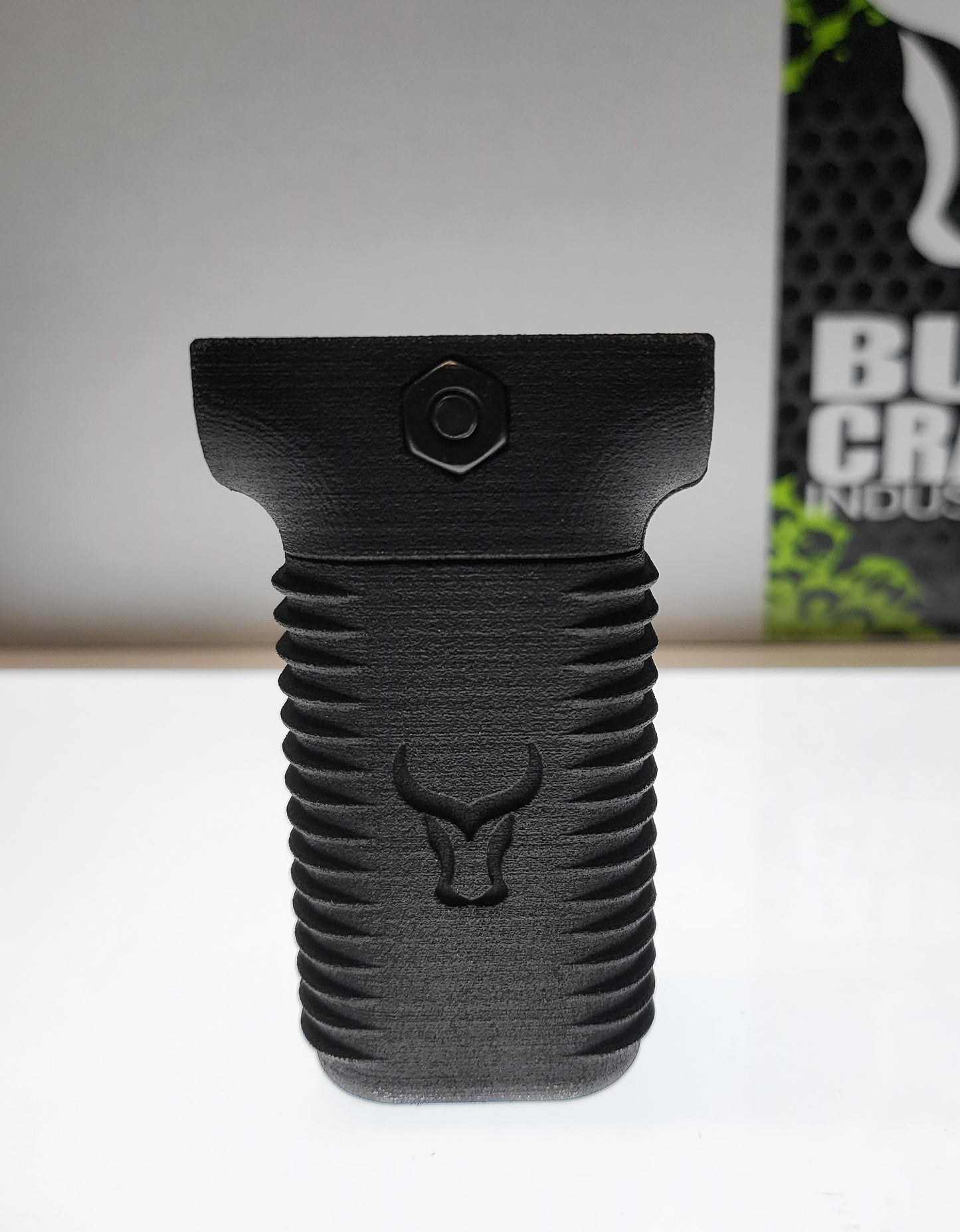 SLICK 3" Straight Foregrip, Smooth Textured