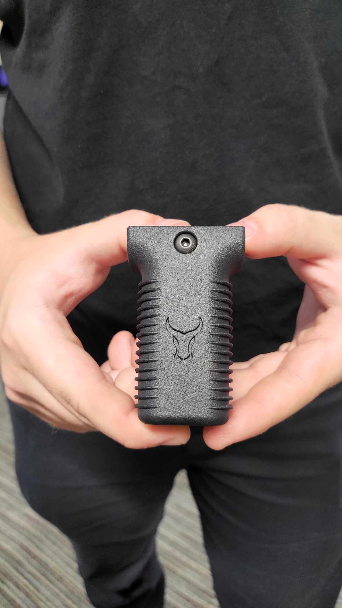 SLICK 3" Straight Foregrip, Smooth Textured