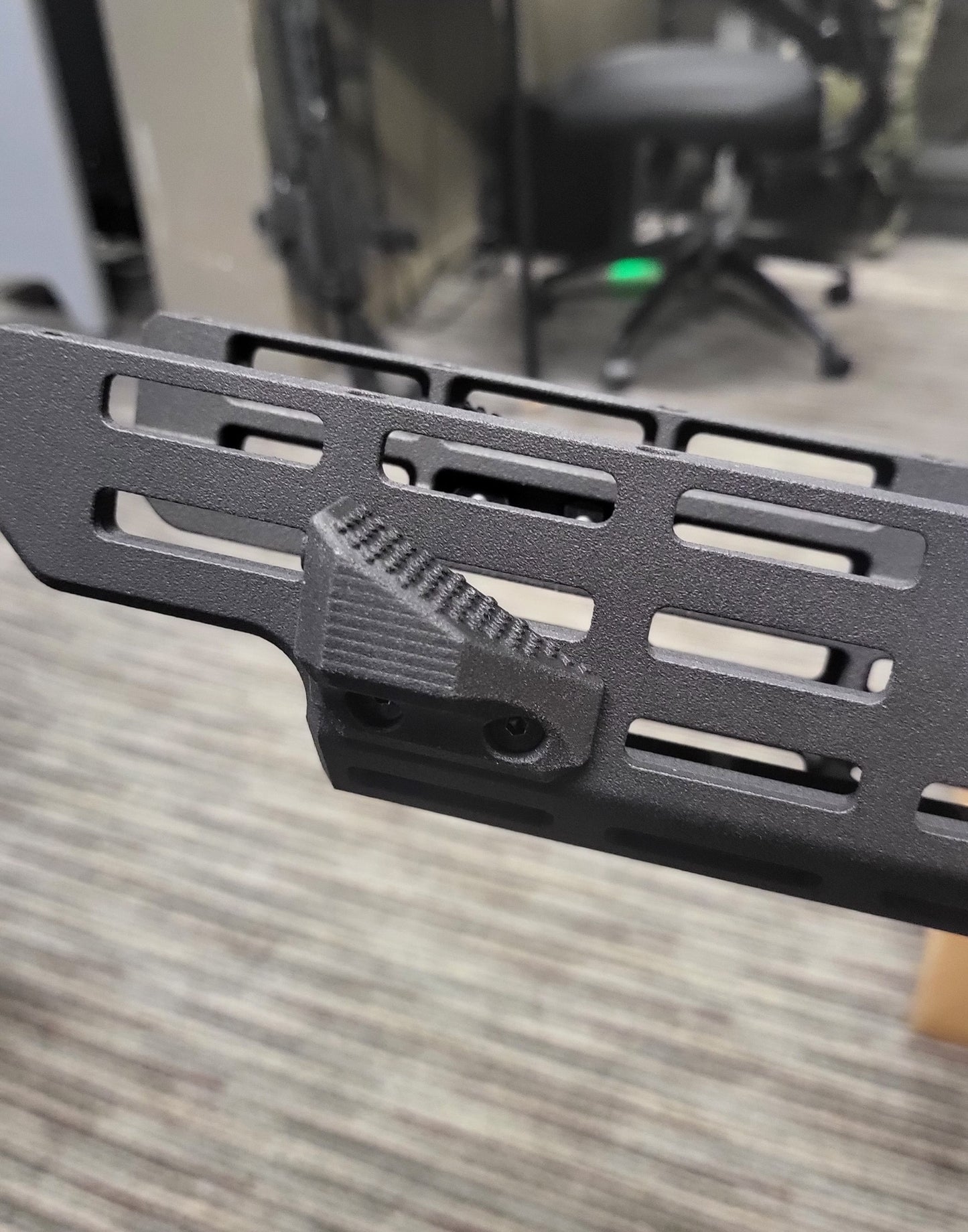 Thumb Rest 2.0 for M-LOK Handguards (various angle options)